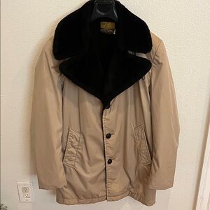 Vintage 60s/70s Outerwear Beige Coat with Black Collar